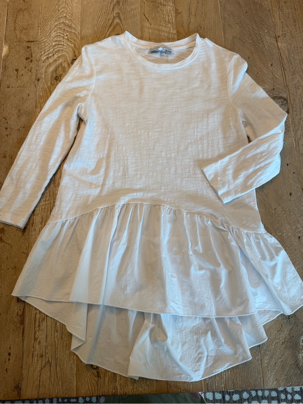 English Factory White 3/4 Sleeve Top Ruffle Hem XS